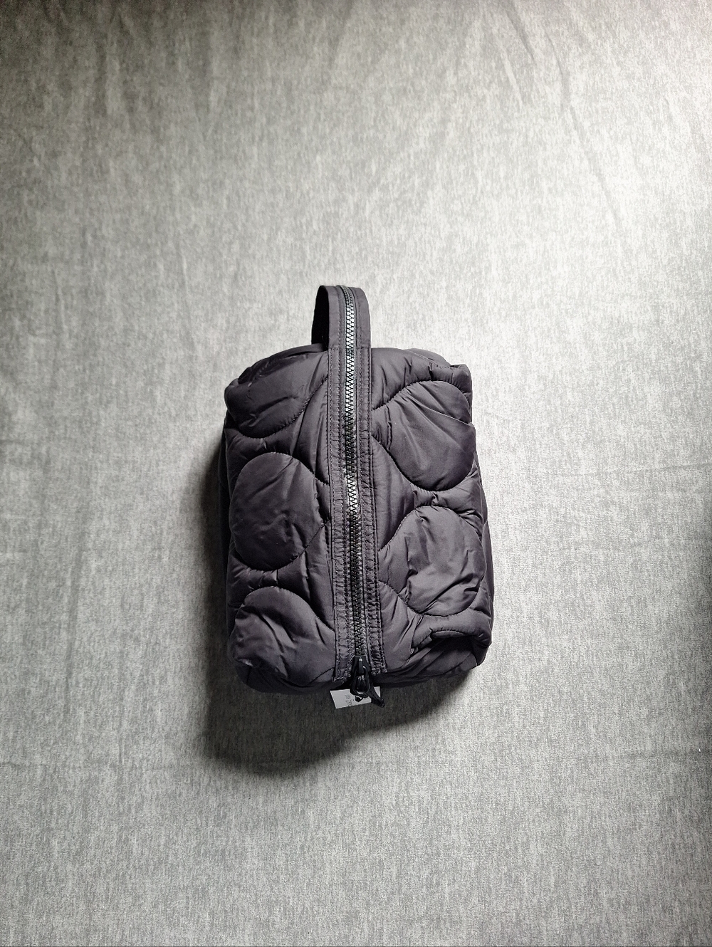 Vera Bradley Featherweight Hanging Organizer Bag